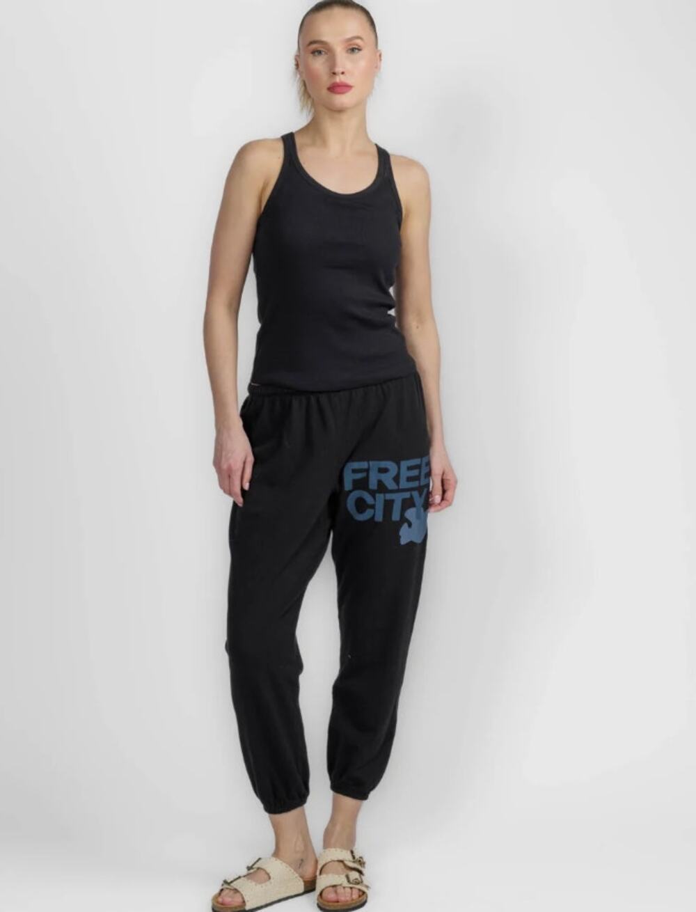 NWT Free City Large Sweatpants Moonshadow Size Medium